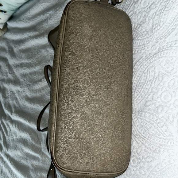 Louis Vuitton empreinte giant monogram, neverfull MM loved! - Picture 7 of 13